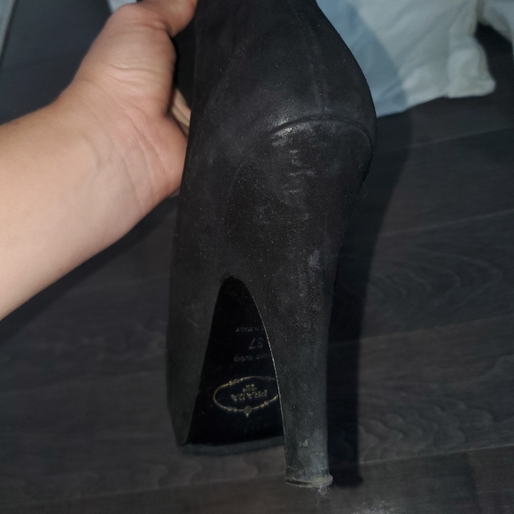 Authentic Prada Suede boots - Picture 5 of 7